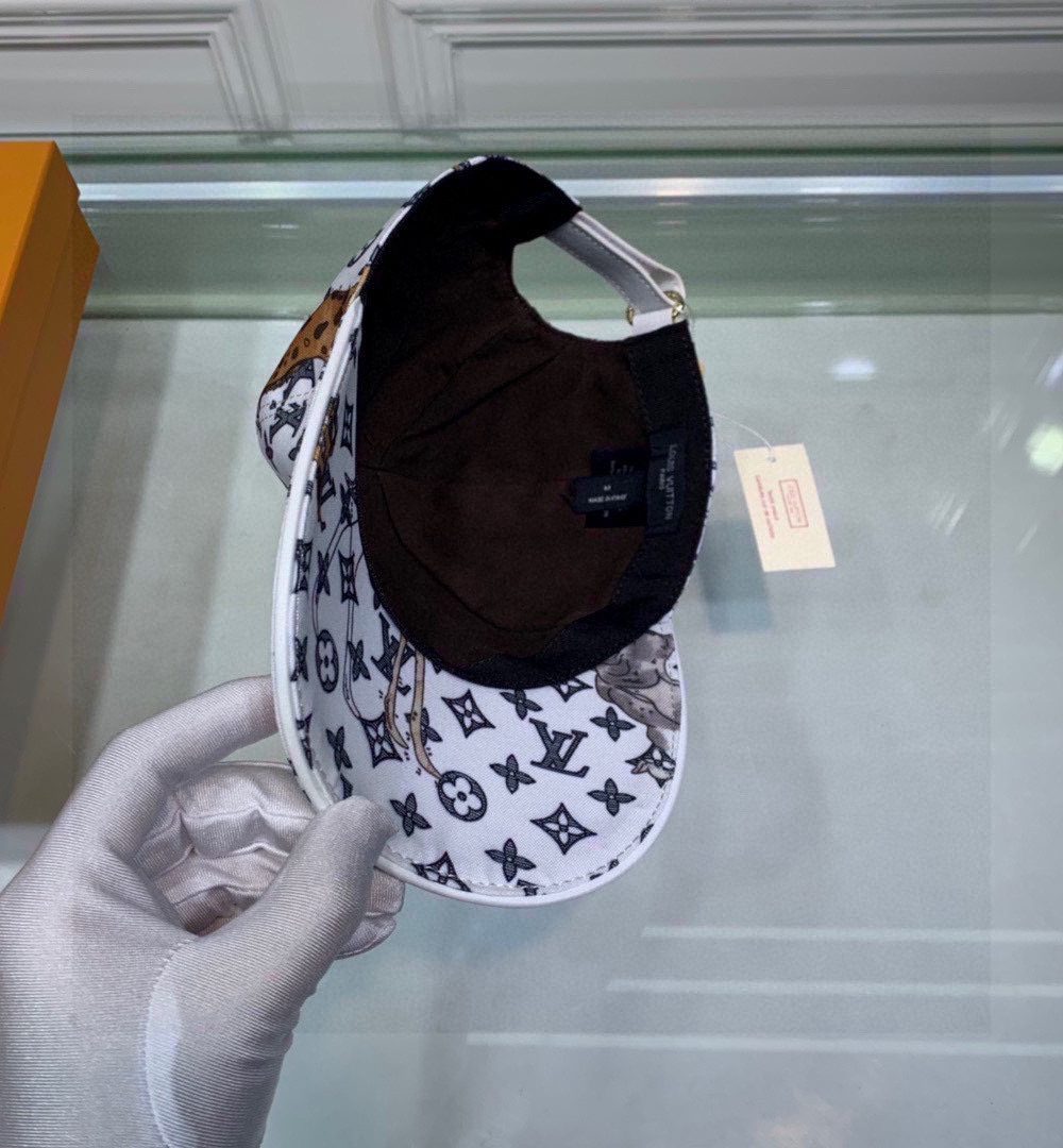 Louis Vuitton Be My Cap White LV Cap