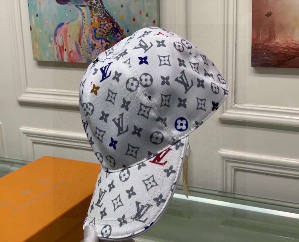 Louis Vuitton Be My Cap White LV Cap