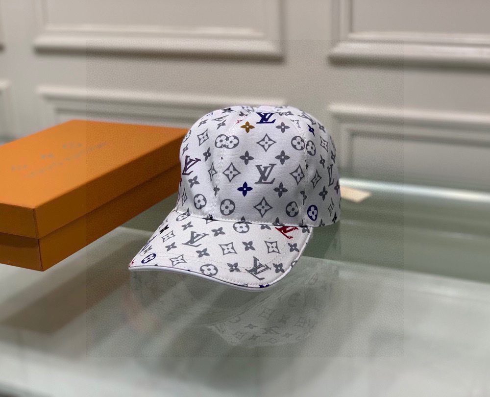 Louis Vuitton Be My Cap White LV Cap
