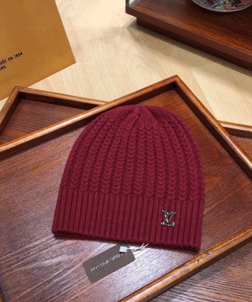 Louis Vuitton Beanie & Scarf Set In Red 