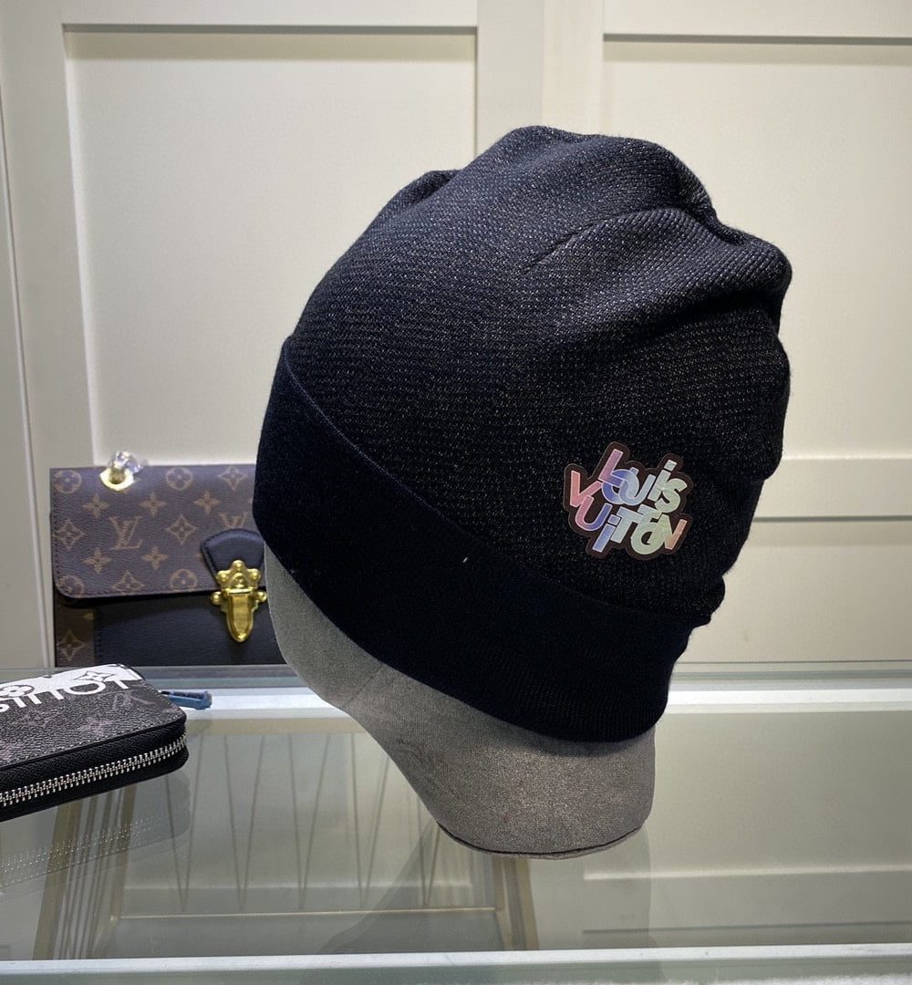 Louis Vuitton Beanie In Black LV Headwear