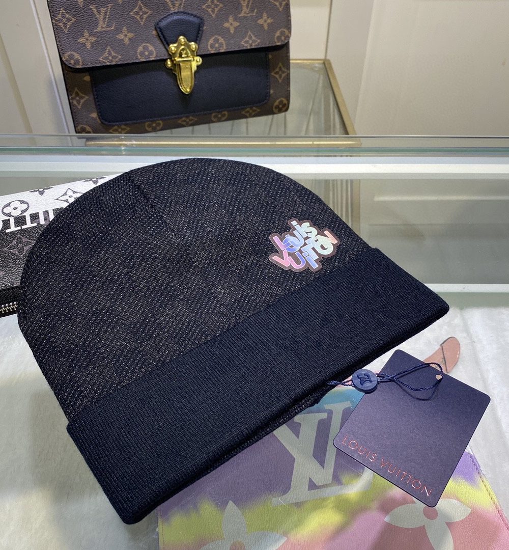 Louis Vuitton Beanie In Black LV Headwear