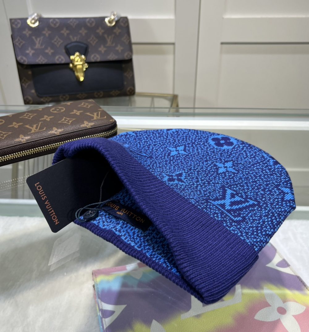 Louis Vuitton Beanie In Blue LV Headwear