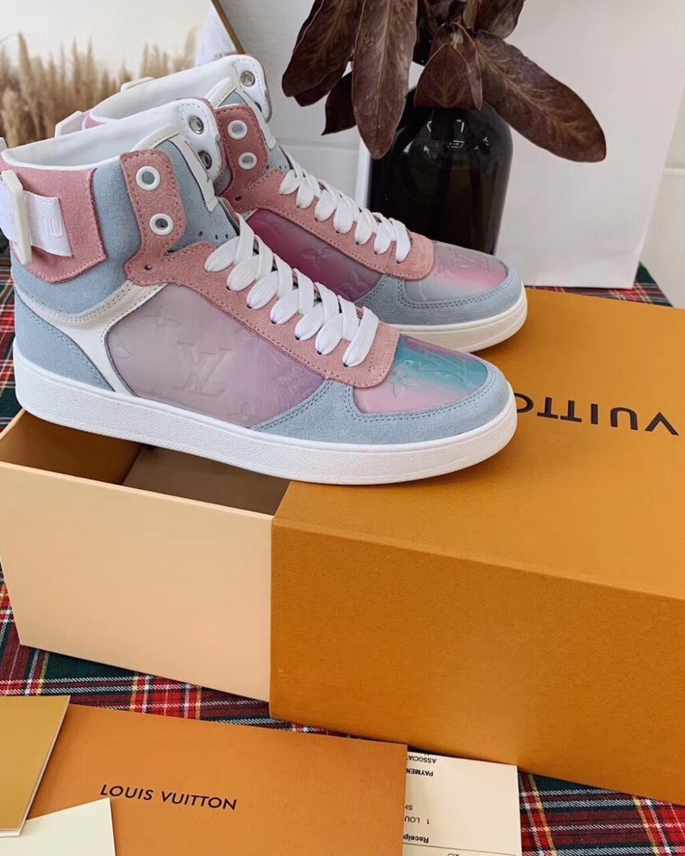 Louis Vuitton Boombox Sneaker Boot Calfskin Leather Spring/Summer Collection White/Blue/Pink