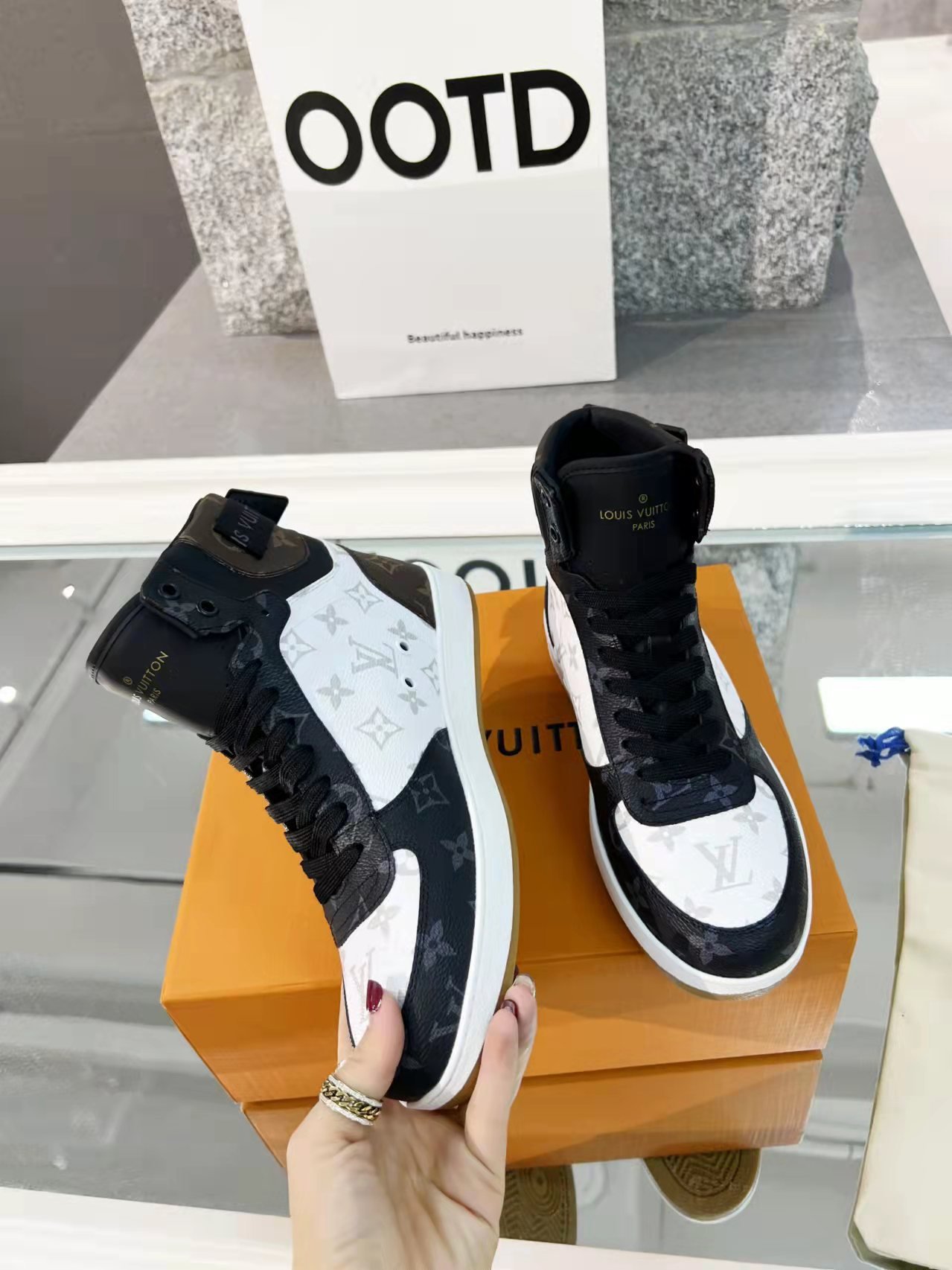 Louis Vuitton Boombox Sneaker Boot Patent Monogram Material Black/White For Women LV - Image 8