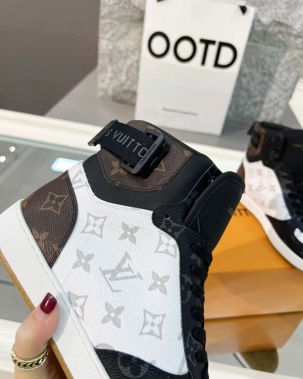 Louis Vuitton Boombox Sneaker Boot Patent Monogram Material Black/White For Women LV