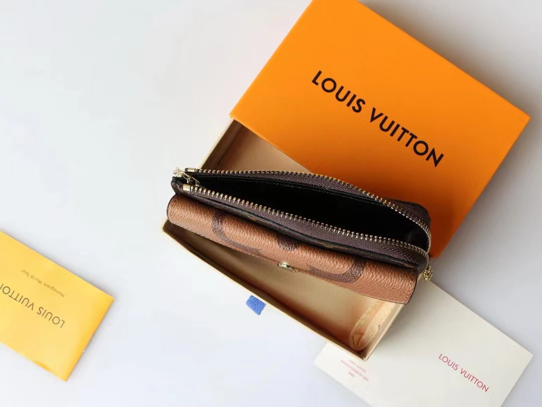 1:1 Replica Louis Vuitton Card Holder Recto Verso Monogram and Monogram Reverse Canvas For Women, Women's Wallets 5.1in/13cm LV - Image 7