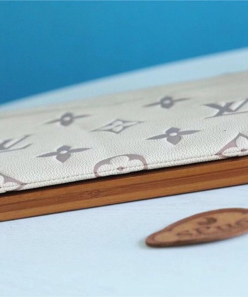 1:1 Replica Louis Vuitton Clea Wallet Monogram Empreinte Black For Women, Women's Wallets 11.7in/29.5cm LV M80174