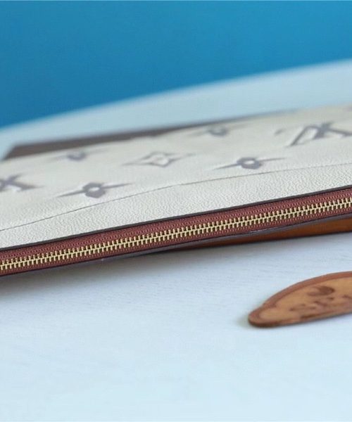 1:1 Replica Louis Vuitton Clea Wallet Monogram Empreinte Black For Women, Women's Wallets 11.7in/29.5cm LV M80174