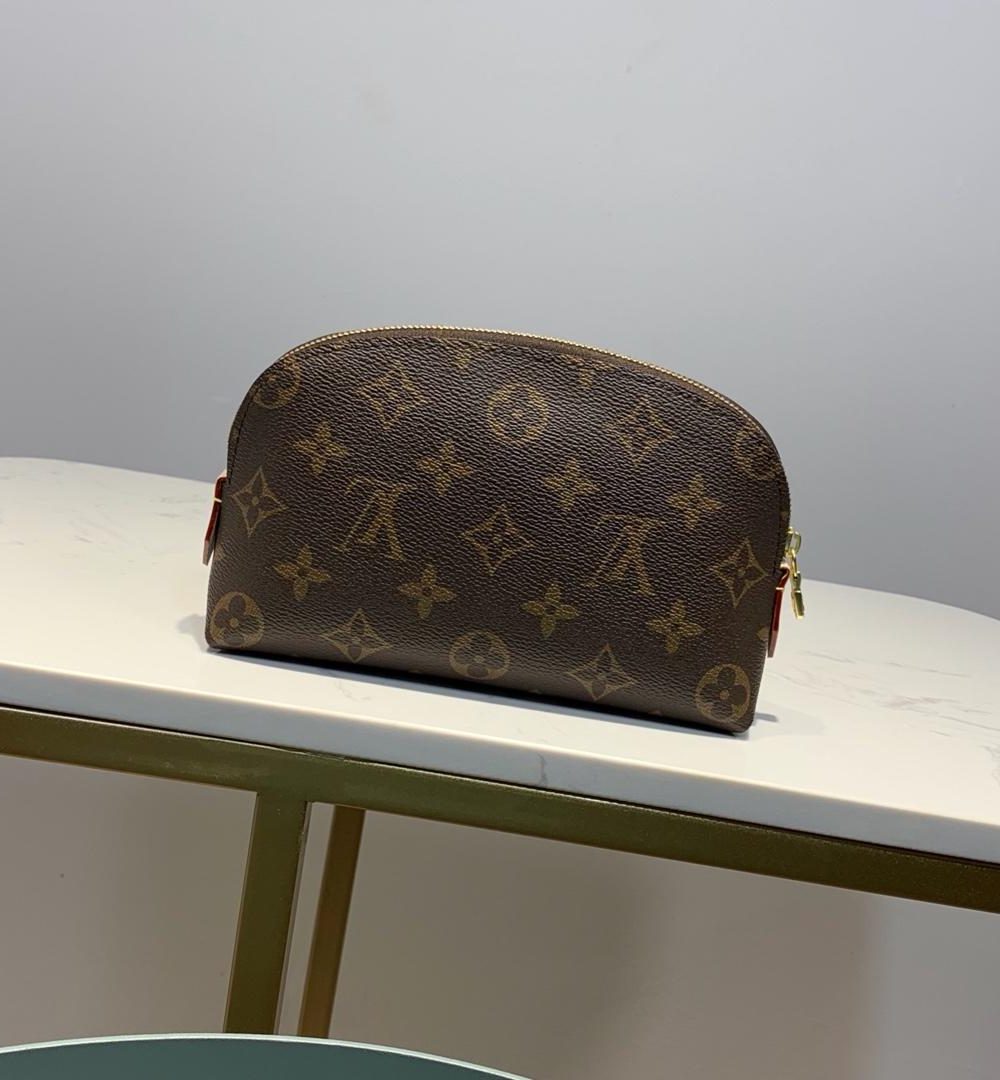 1:1 Replica Louis Vuitton Cosmetic Pouch PM Monogram Canvas For Women, Women's Bags 7.5in/19cm LV M47515