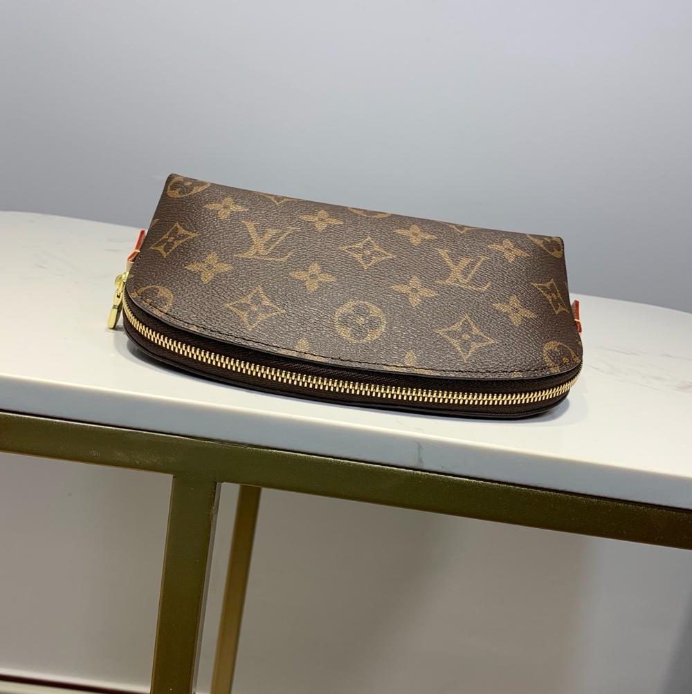 1:1 Replica Louis Vuitton Cosmetic Pouch PM Monogram Canvas For Women, Women's Bags 7.5in/19cm LV M47515