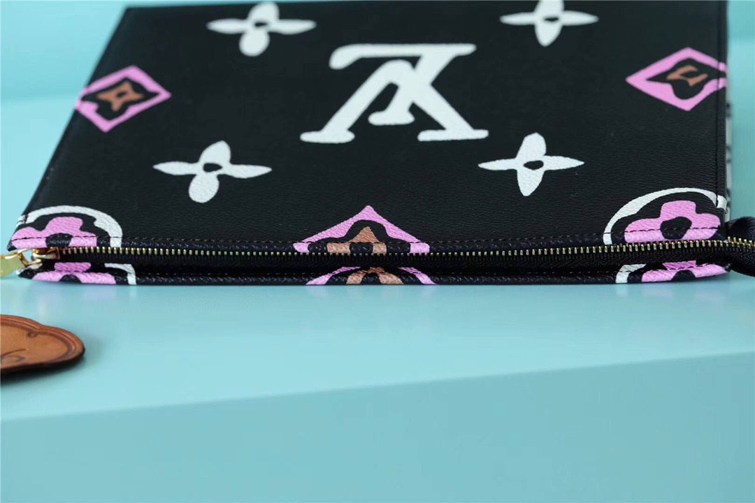 1:1 Replica Louis Vuitton Cosmetic Toiletry Pouch 26 Waxed Monogram Canvas Black For Women, Women's Wallets 9.8in/25cm LV M80751 - Image 2