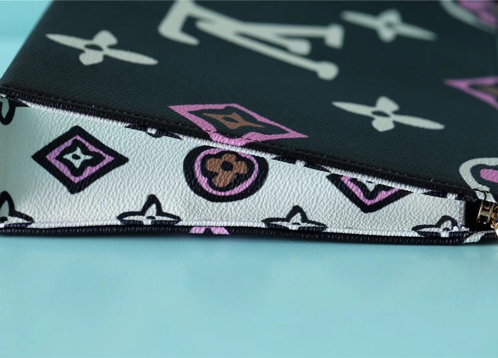 1:1 Replica Louis Vuitton Cosmetic Toiletry Pouch 26 Waxed Monogram Canvas Black For Women, Women's Wallets 9.8in/25cm LV M80751