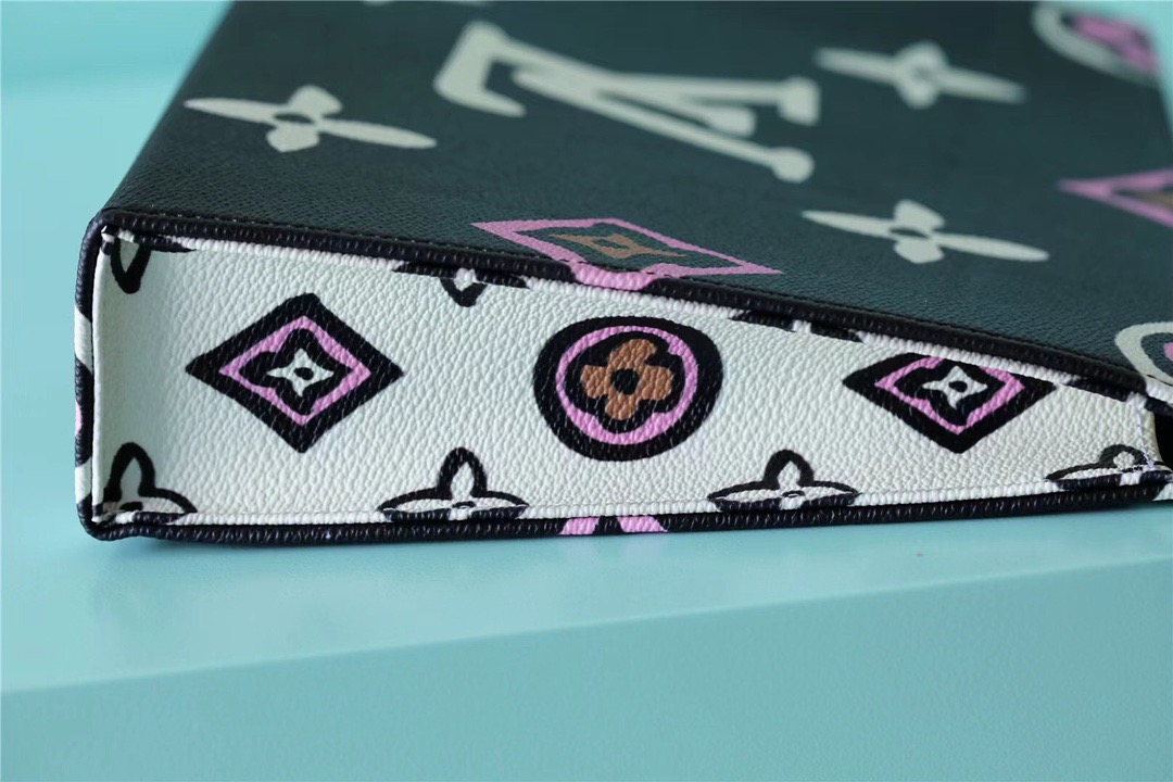 1:1 Replica Louis Vuitton Cosmetic Toiletry Pouch 26 Waxed Monogram Canvas Black For Women, Women's Wallets 9.8in/25cm LV M80751 - Image 8