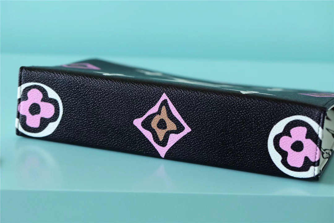 1:1 Replica Louis Vuitton Cosmetic Toiletry Pouch 26 Waxed Monogram Canvas Black For Women, Women's Wallets 9.8in/25cm LV M80751 - Image 4