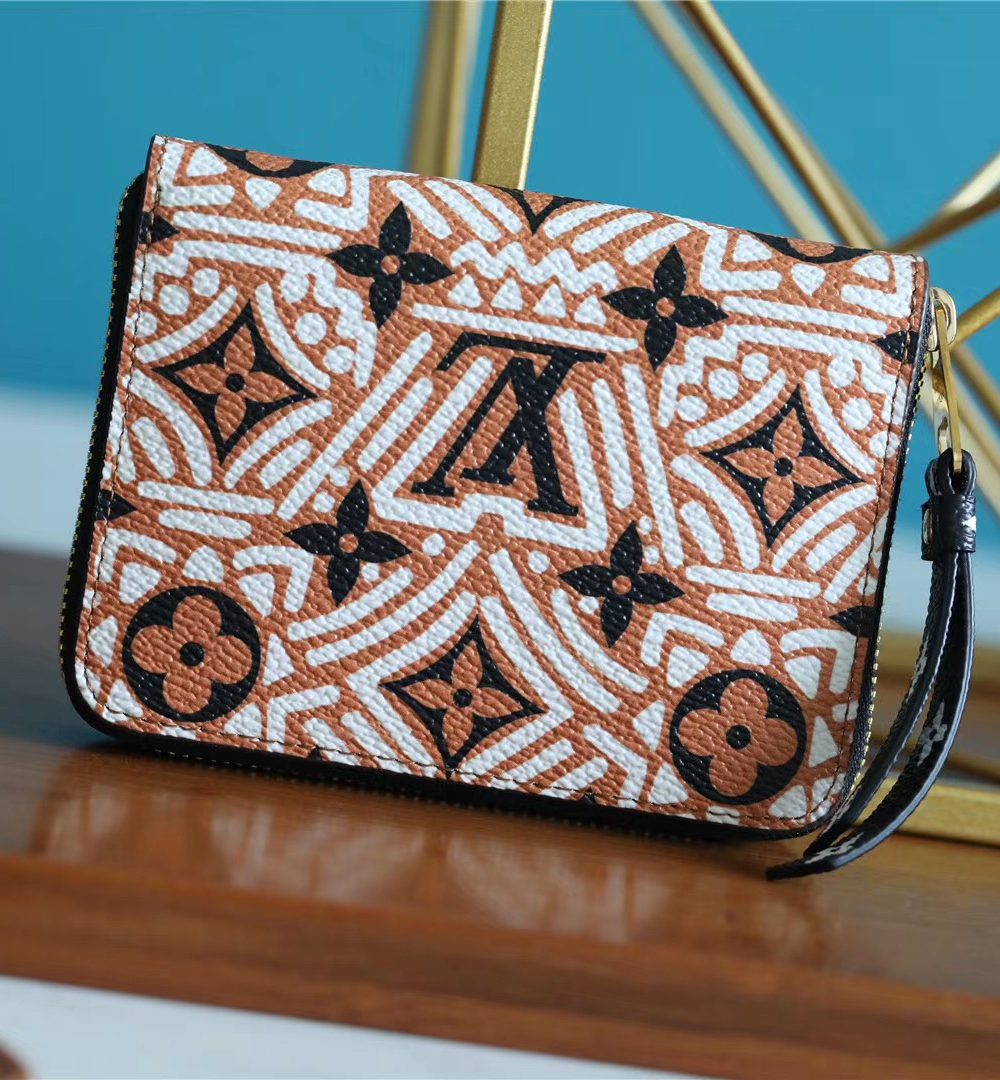 1:1 Replica Louis Vuitton Crafty Zippy Coin Purse Monogram Canvas For Women, Women's Wallets 4.3in/11cm LV M69496