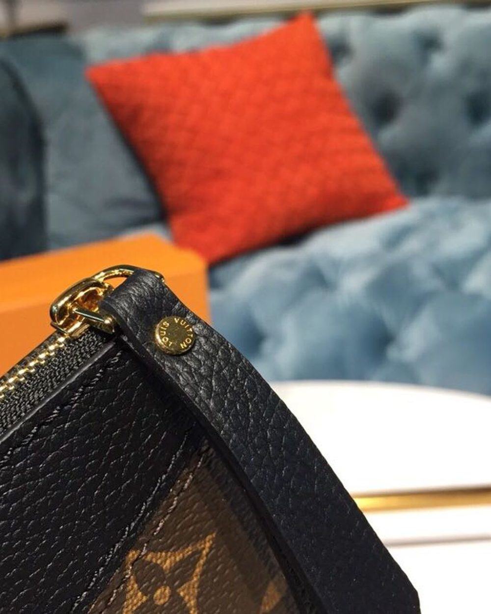 1:1 Replica Louis Vuitton Daily Pouch Monogram Canvas For Women, Women's Wallet 11.6in/29.5cm LV M62048