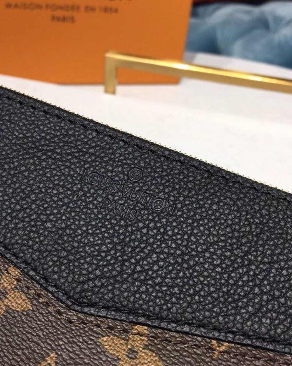 1:1 Replica Louis Vuitton Daily Pouch Monogram Canvas For Women, Women's Wallet 11.6in/29.5cm LV M62048