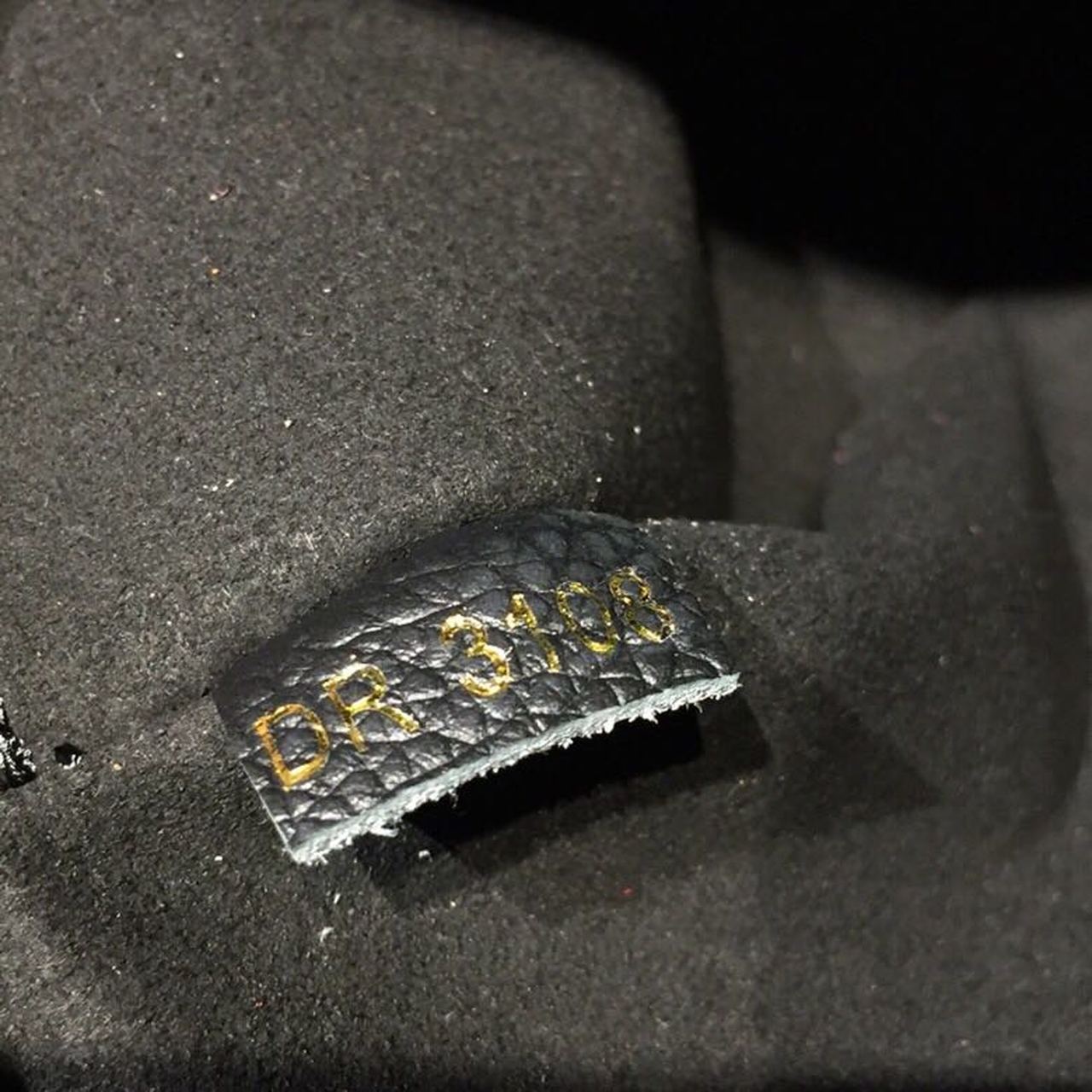 1:1 Replica Louis Vuitton Daily Pouch Monogram Canvas For Women, Women's Wallet 11.6in/29.5cm LV M62048 - Image 9