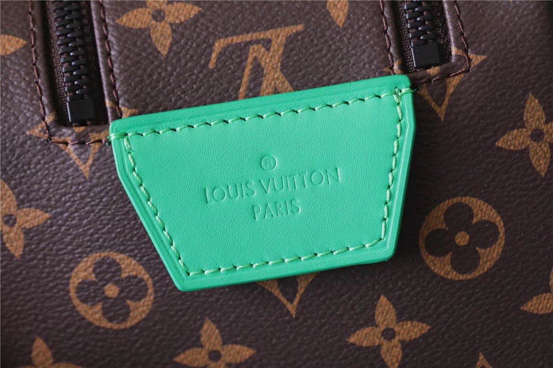 1:1 Replica Louis Vuitton Dopp Kit Poche Toilette Monogram Canvas By Virgil Abloh's Minty /Green For Women, Women's Wallets 11in/28cm LV M46253 - Image 9
