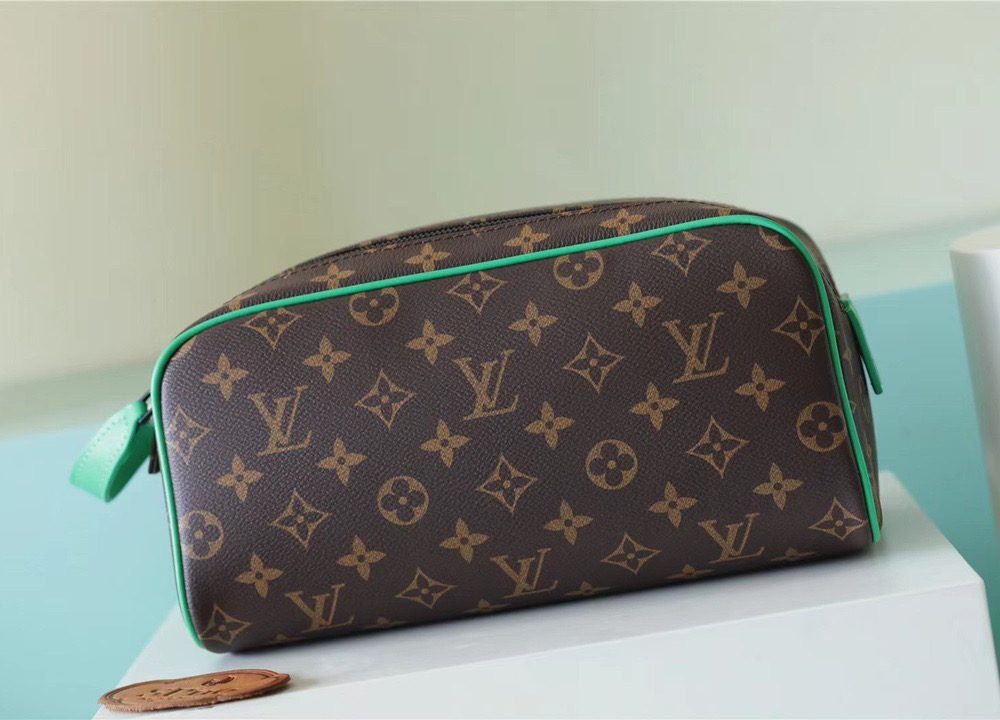 1:1 Replica Louis Vuitton Dopp Kit Poche Toilette Monogram Canvas By Virgil Abloh's Minty /Green For Women, Women's Wallets 11in/28cm LV M46253