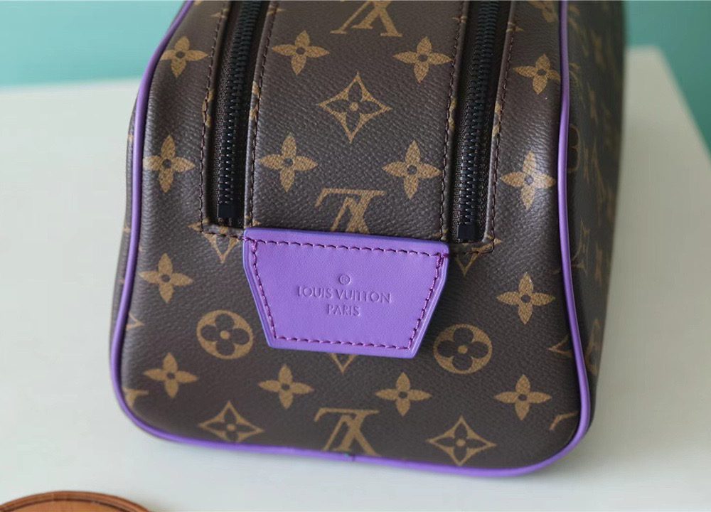 1:1 Replica Louis Vuitton Dopp Kit Poche Toilette Monogram Canvas By Virgil Abloh's Minty /Purple For Women, Women's Wallets 11in/28cm LV 