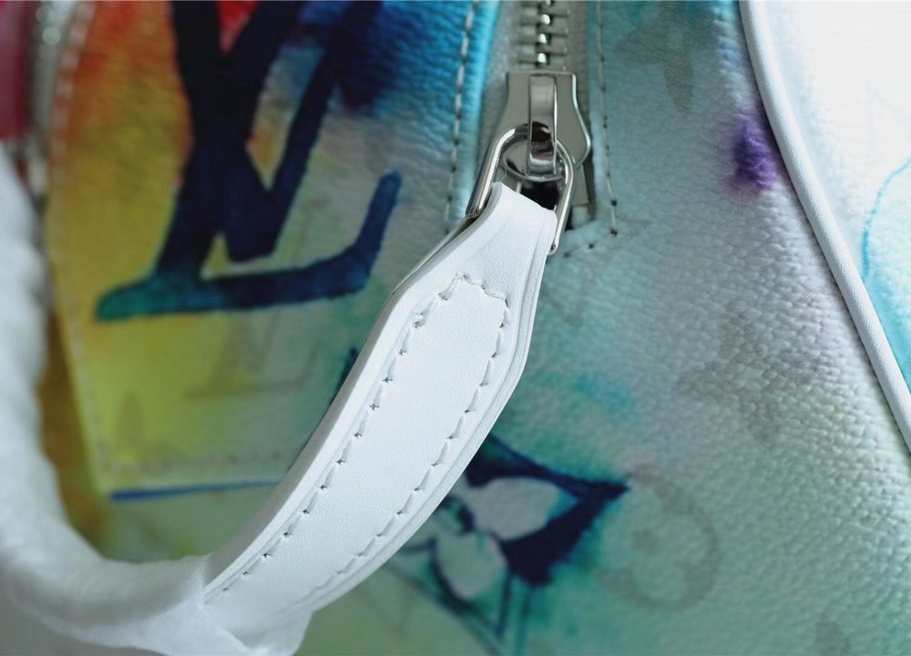 1:1 Replica Louis Vuitton Dopp Kit Toilet Pouch Monogram Empreinte Multiple Color For Women, Women's Wallets 11in/28cm LV