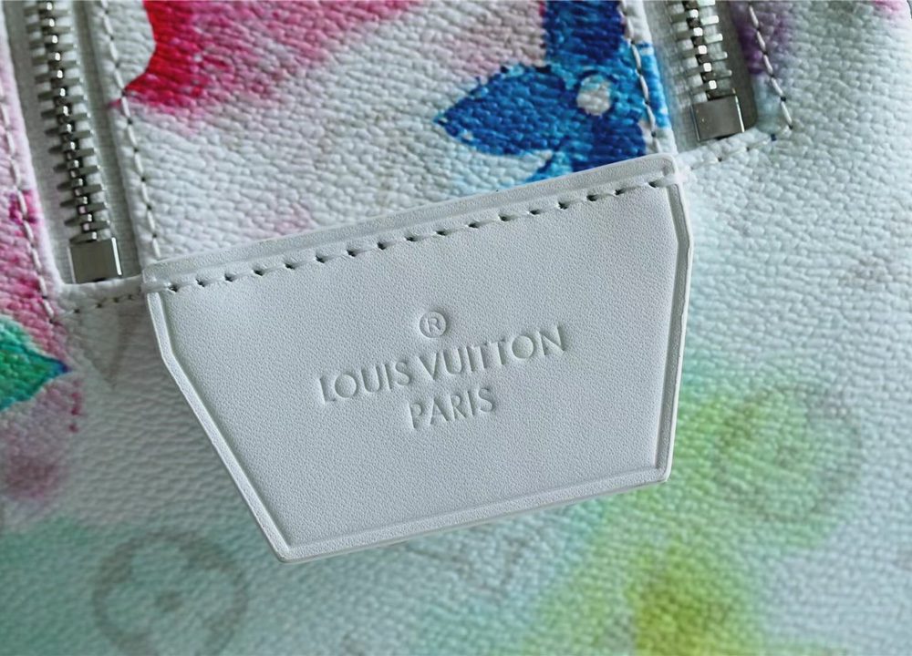 1:1 Replica Louis Vuitton Dopp Kit Toilet Pouch Monogram Empreinte Multiple Color For Women, Women's Wallets 11in/28cm LV