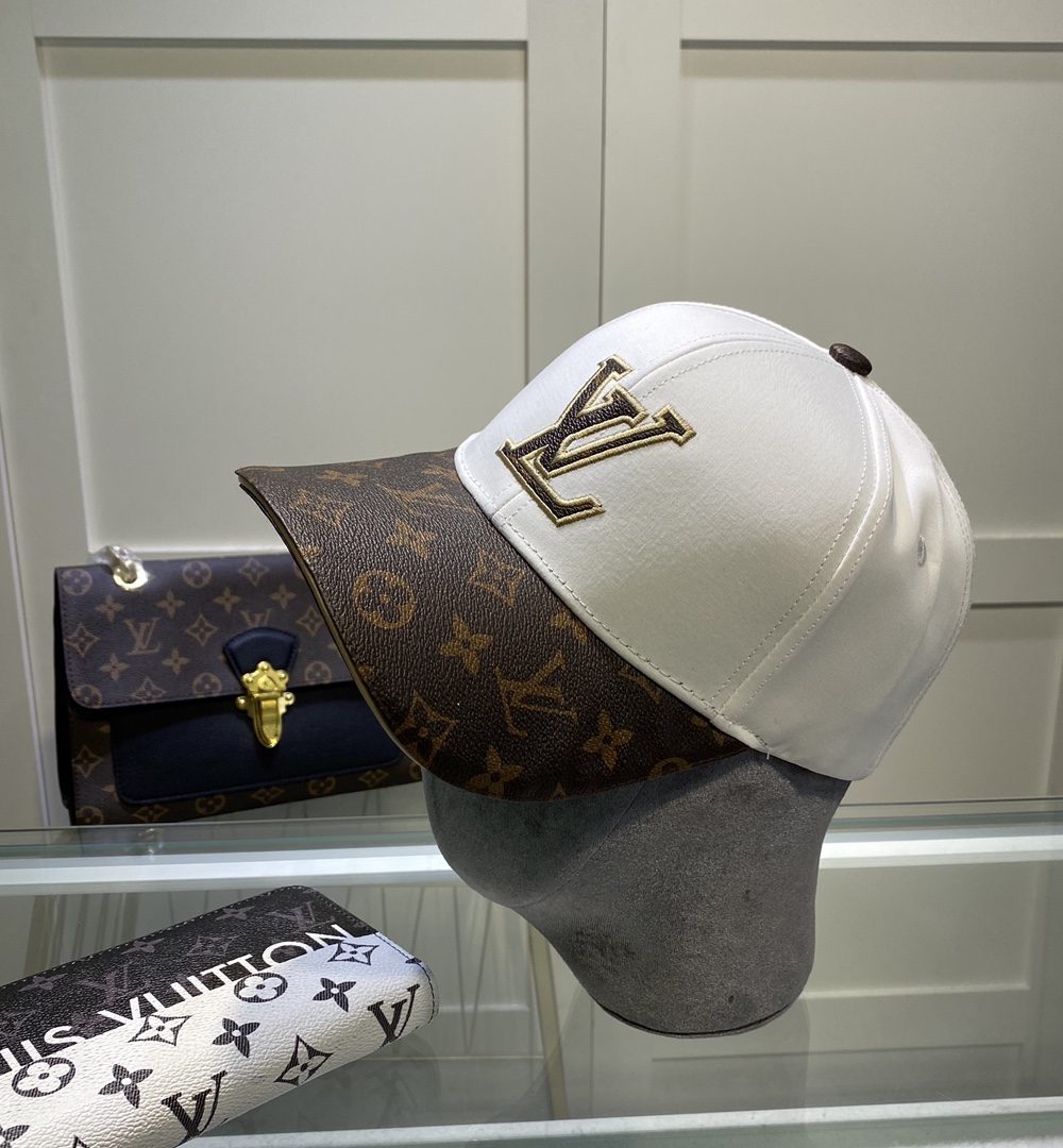 Louis Vuitton Embroidered Logo Baseball Cap White/Brown LV Cap