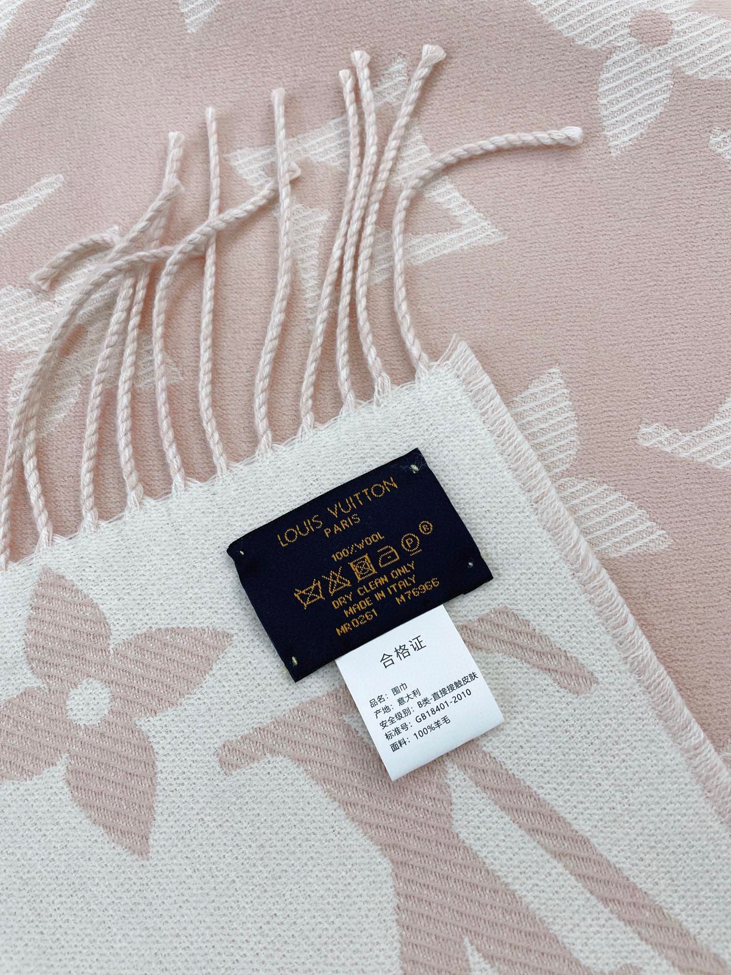 Louis Vuitton Essential Monogram Beige/Rose Scarf 180cm/71in M77854 - Image 3