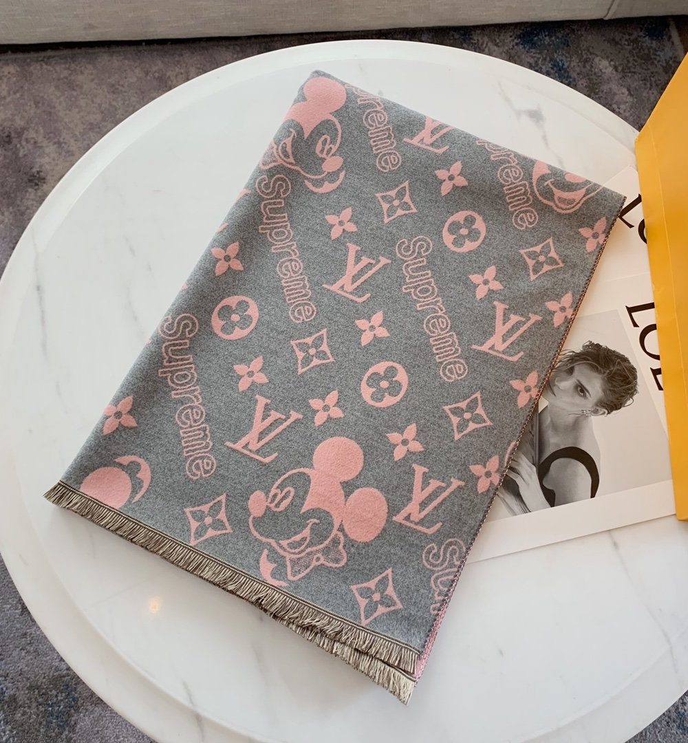 Louis Vuitton Game On Scarf Pink 71in/180cm