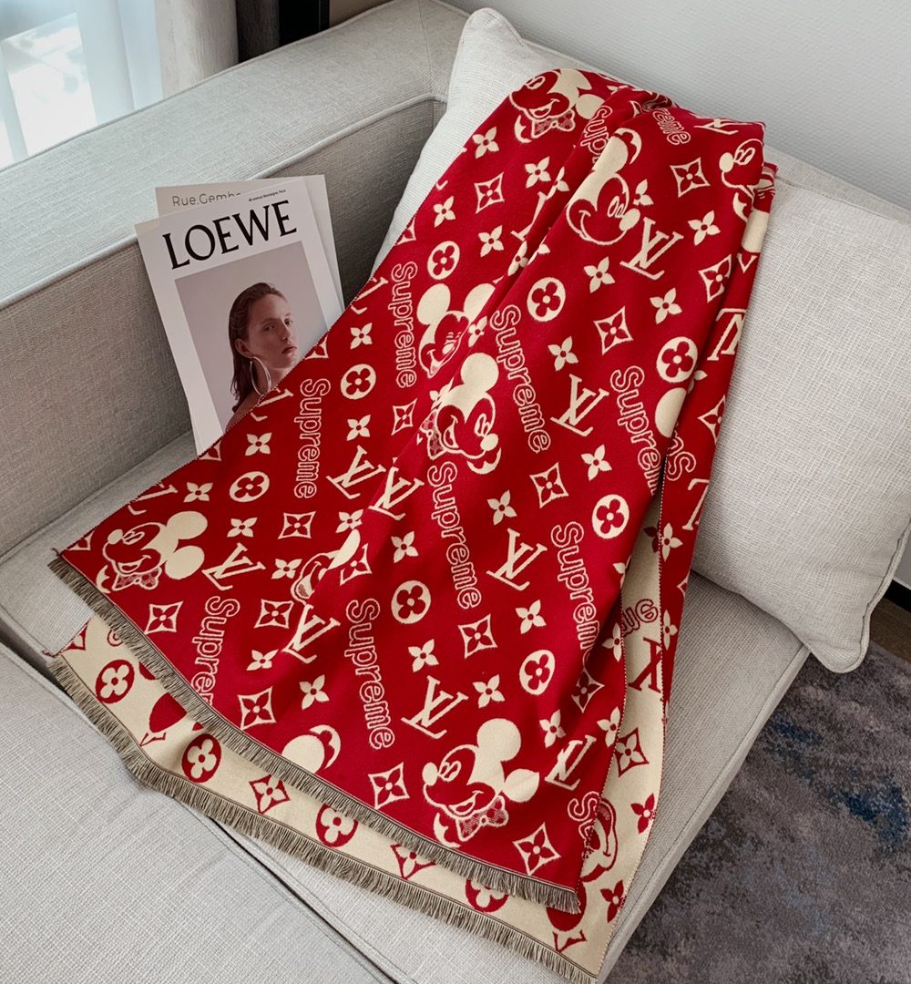 Louis Vuitton Game On Scarf Red 71in/180cm