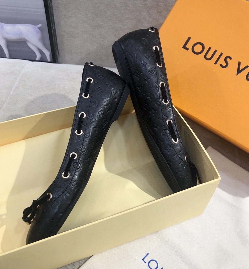 Louis Vuitton Gloria Flat Loafer Black For Women LV