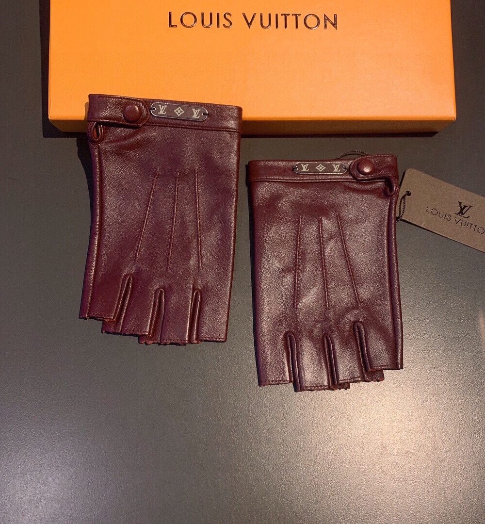 Louis Vuitton Gloves In Burgundy