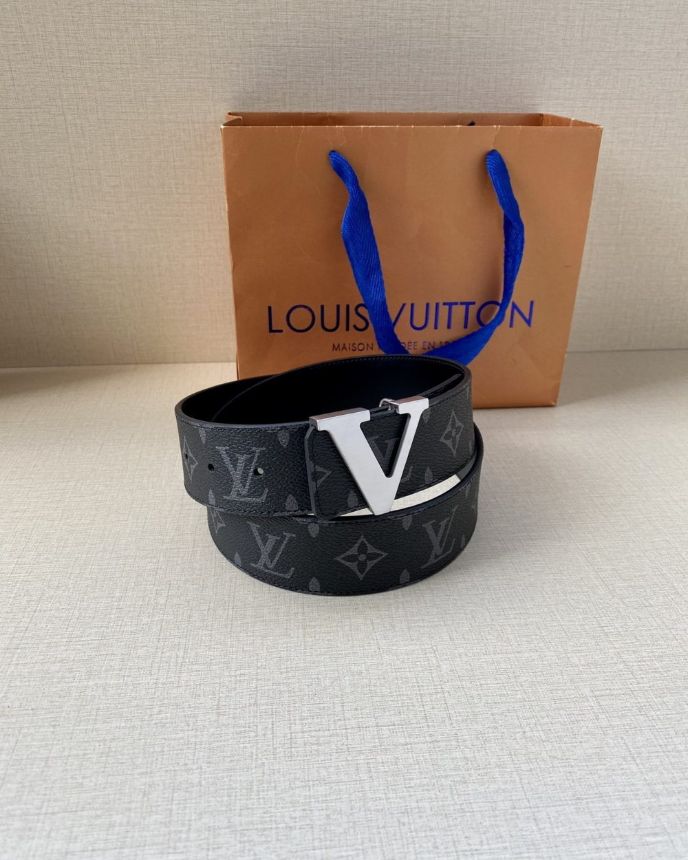1:1 Replica Louis Vuitton Iconic Reversible LV Belt Black LV Women Belt