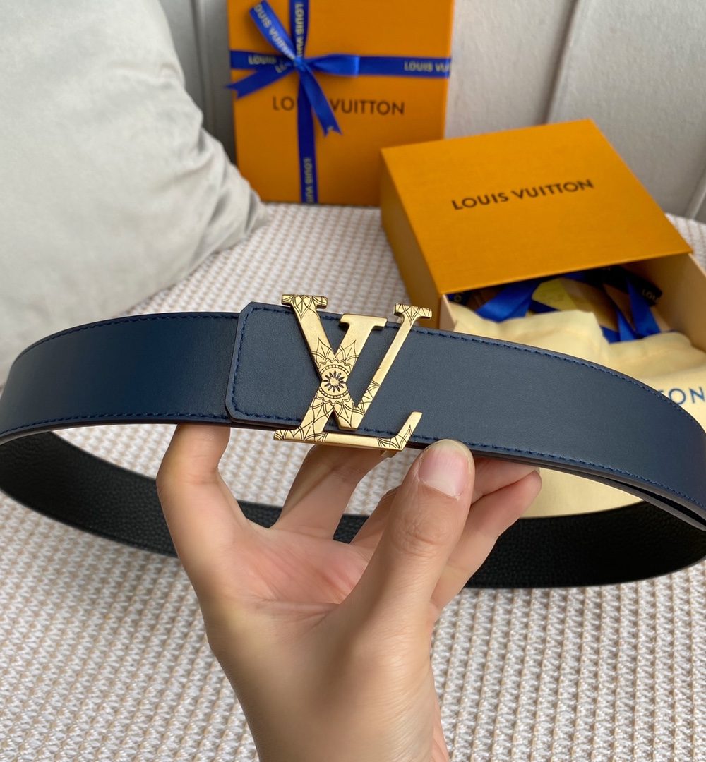 1:1 Replica Louis Vuitton Iconic Reversible LV Belt Black LV Women Belt