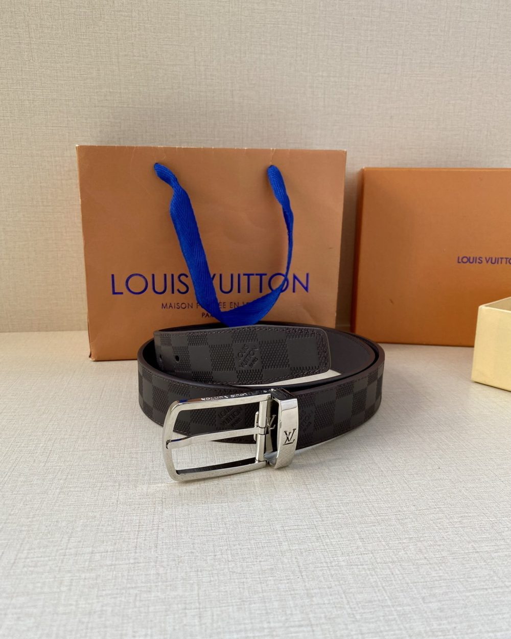 1:1 Replica Louis Vuitton Iconic Reversible LV Belt Black LV Women Belt