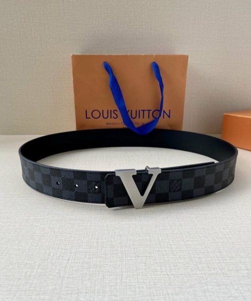 1:1 Replica Louis Vuitton Iconic Reversible LV Belt Black LV Women Belt