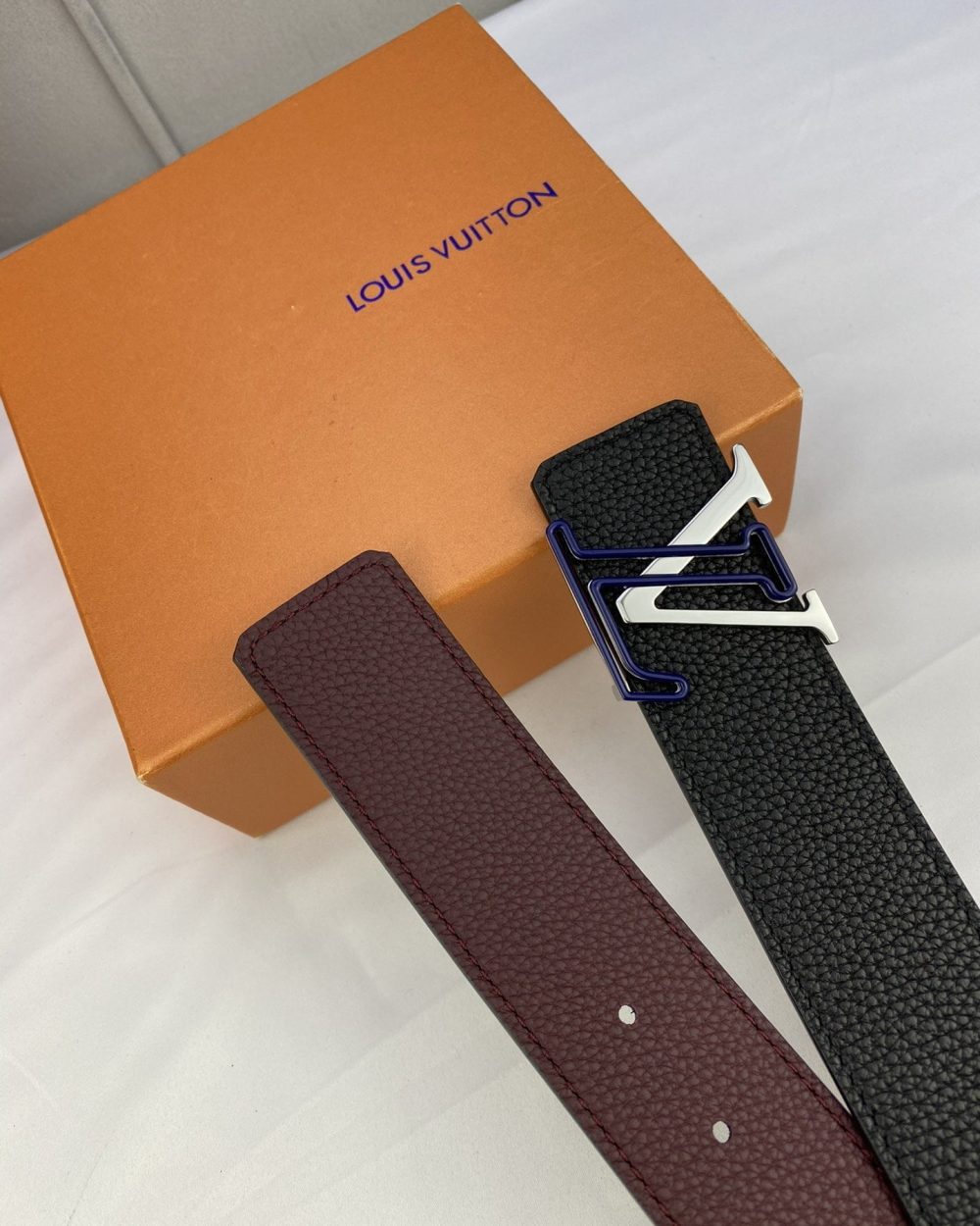 1:1 Replica Louis Vuitton Iconic Reversible LV Belt Black LV Women Belt