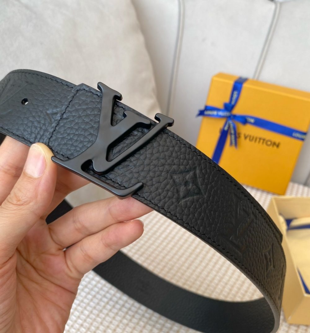 1:1 Replica Louis Vuitton Iconic Reversible LV Belt Black LV Women Belt