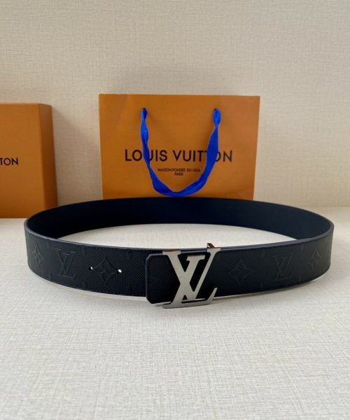 1:1 Replica Louis Vuitton Iconic Reversible LV Belt Black LV Women Belt