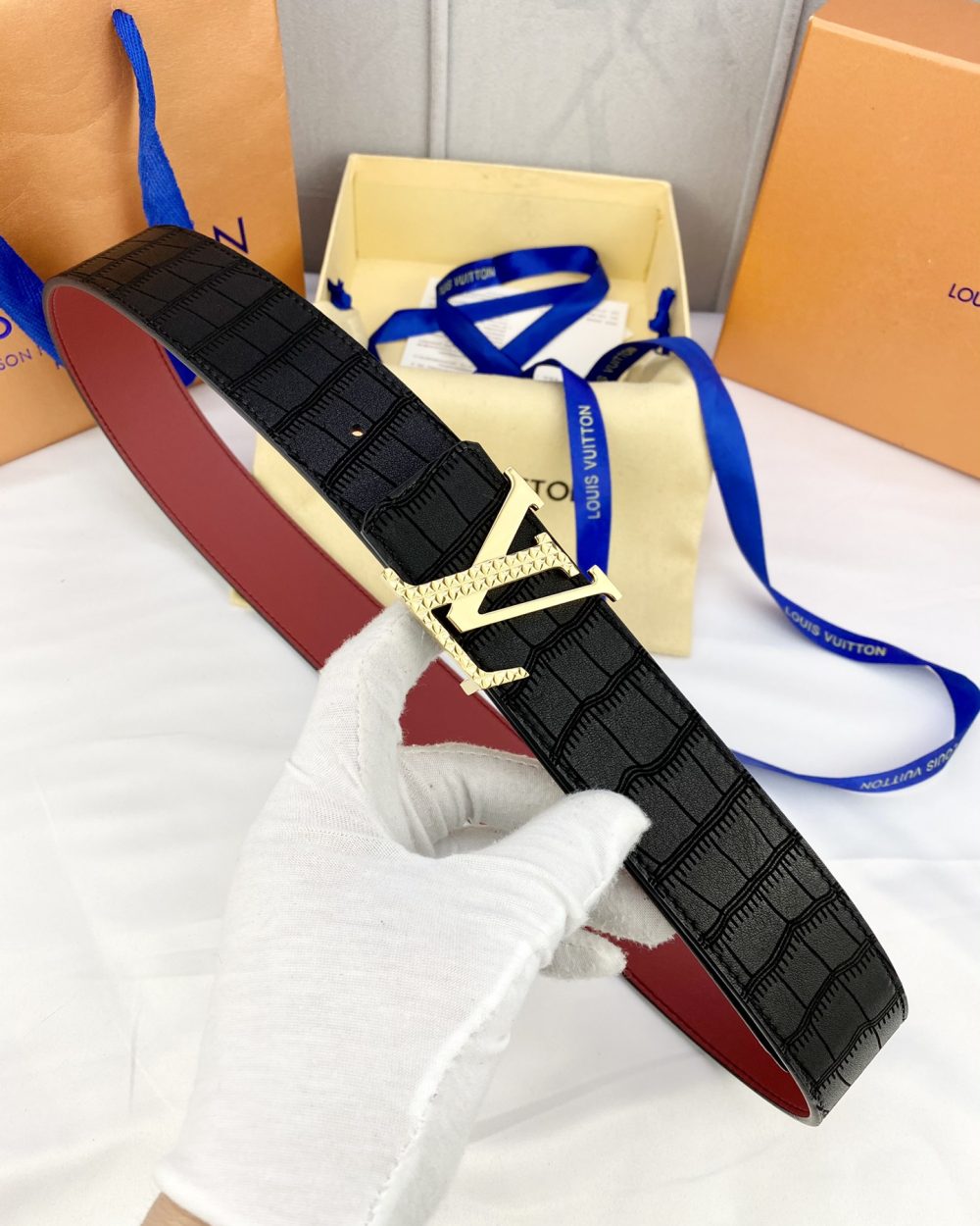 1:1 Replica Louis Vuitton Iconic Reversible LV Belt Black LV Women Belt