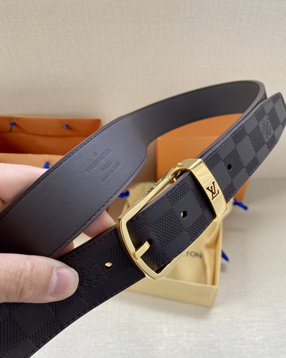 1:1 Replica Louis Vuitton Iconic Reversible LV Belt Black LV Women Belt