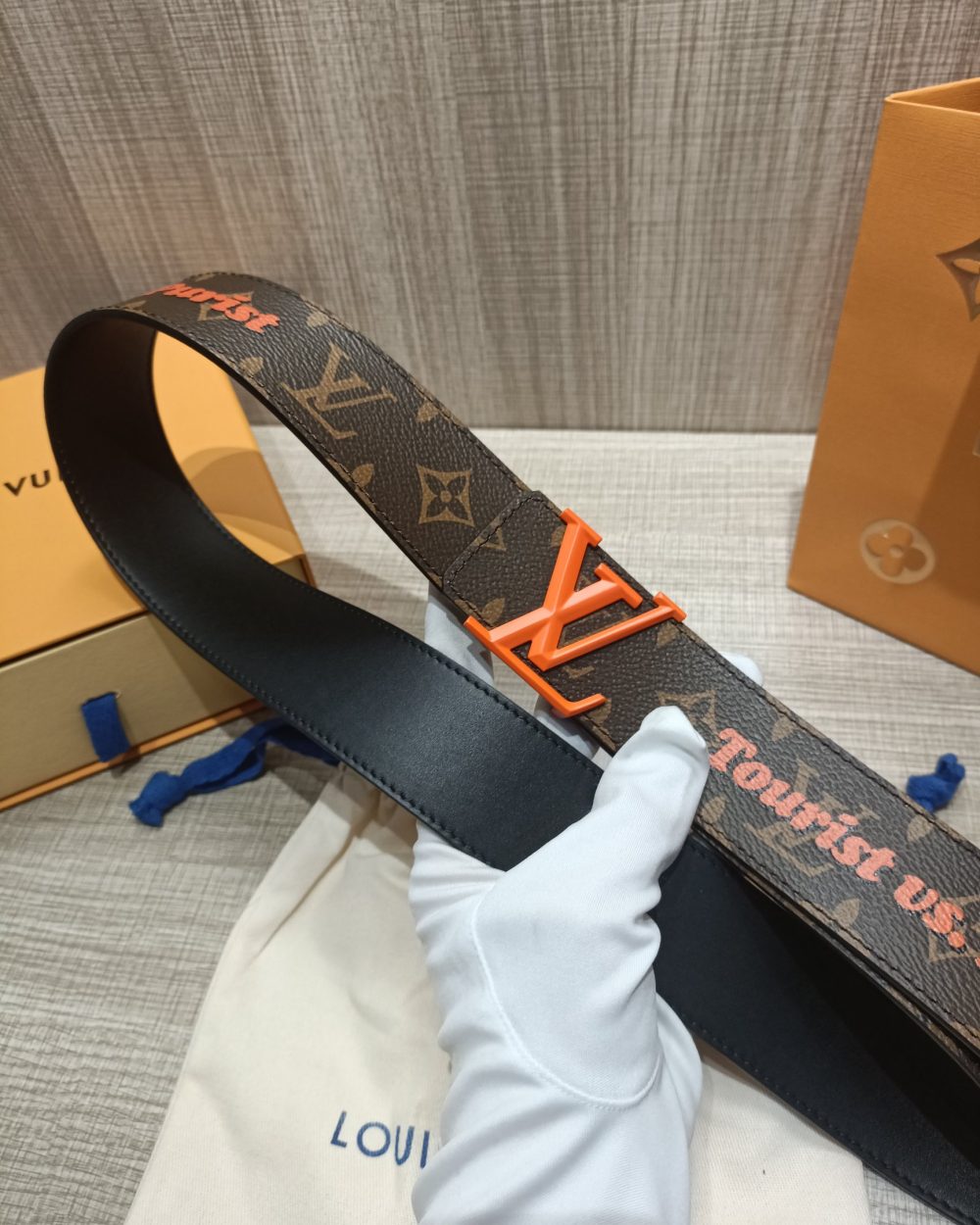 1:1 Replica Louis Vuitton Iconic Reversible LV Belt Brown LV Women Belt