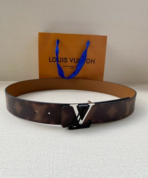 1:1 Replica Louis Vuitton Iconic Reversible LV Belt Brown LV Women Belt