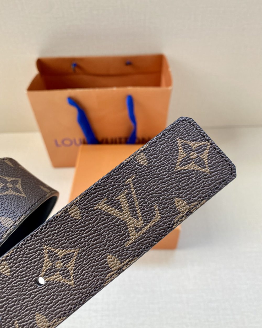 1:1 Replica Louis Vuitton Iconic Reversible LV Belt Brown LV Women Belt