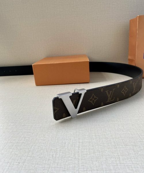 1:1 Replica Louis Vuitton Iconic Reversible LV Belt Brown LV Women Belt