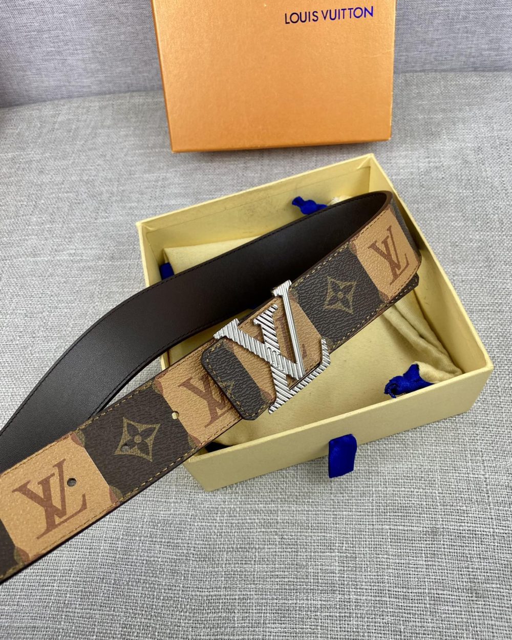 1:1 Replica Louis Vuitton Iconic Reversible LV Belt Brown LV Women Belt