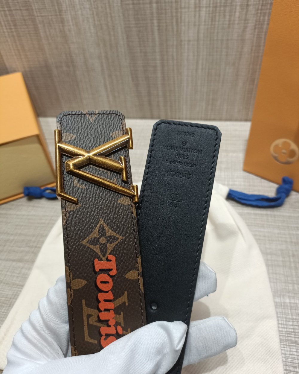 1:1 Replica Louis Vuitton Iconic Reversible LV Belt Brown LV Women Belt