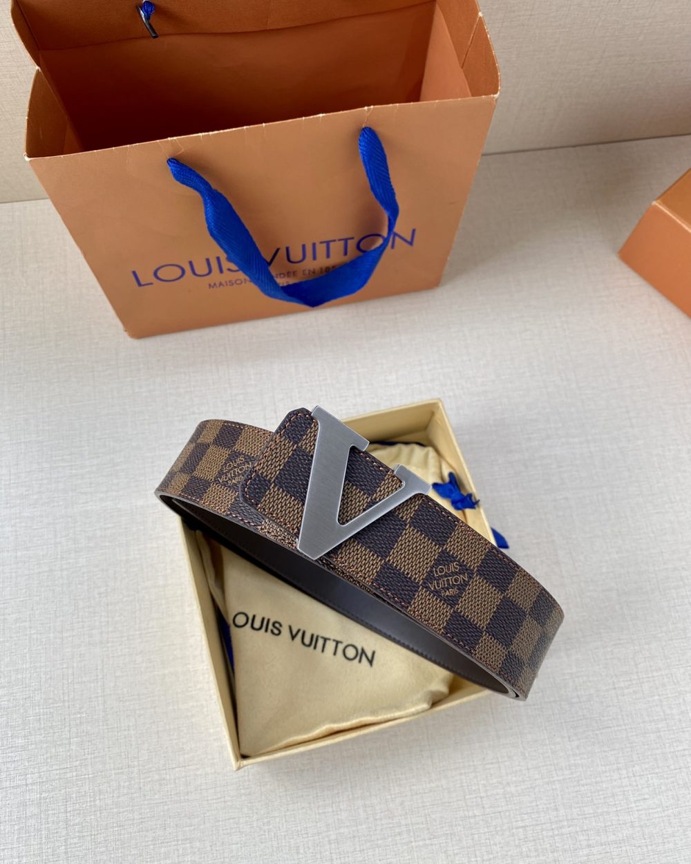 1:1 Replica Louis Vuitton Iconic Reversible LV Belt Brown LV Women Belt